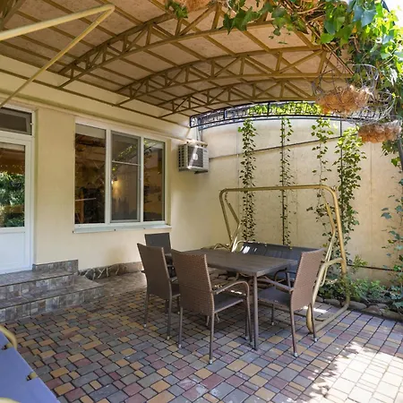 семейный дом у моря! 別荘