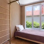 Sea Pearl House * Odessza